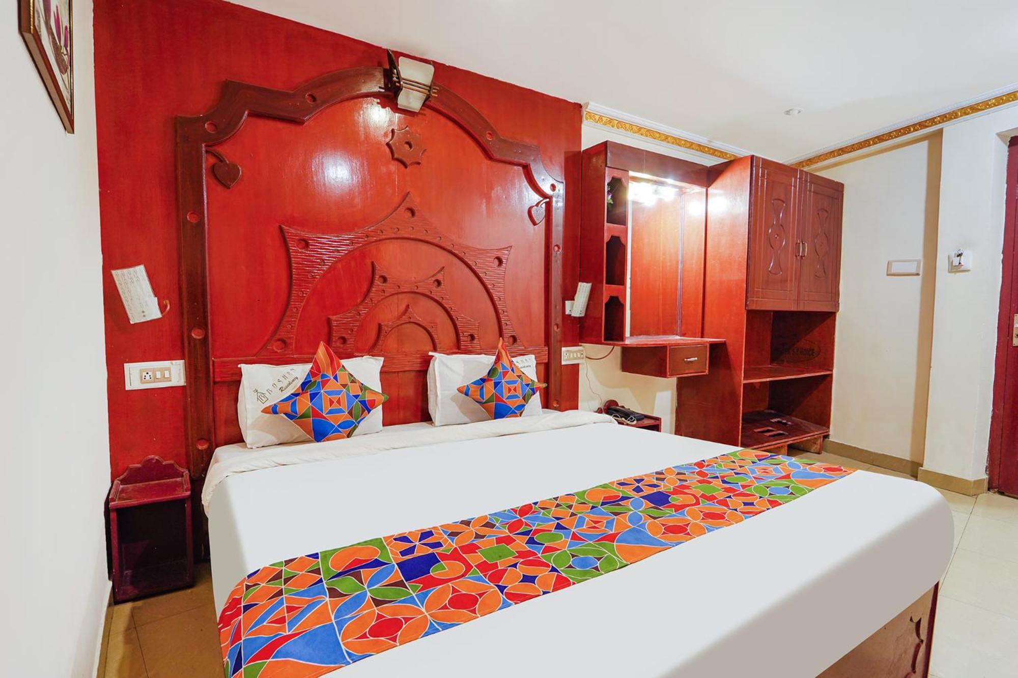 Fabhotel Roshan Residency - Nr Kurinji Andavar Temple 3*