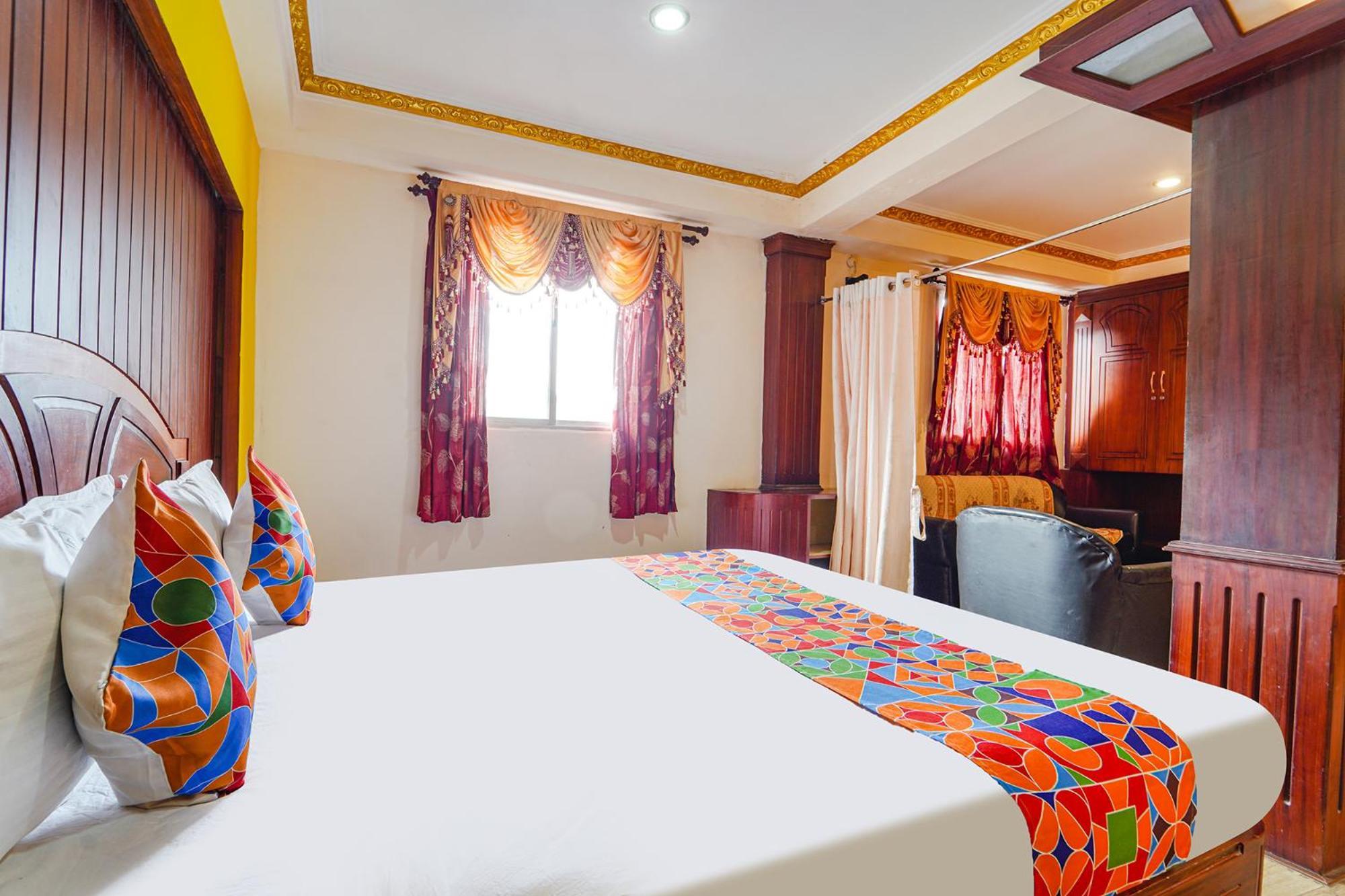 Fabhotel Roshan Residency - Nr Kurinji Andavar Temple Hotel