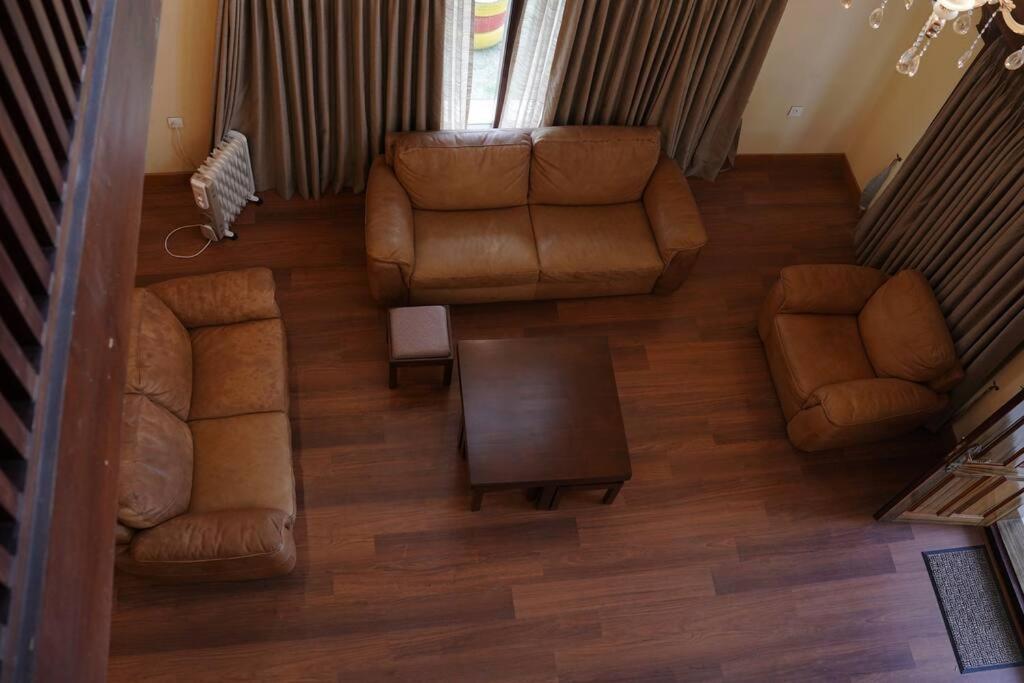 Villa Scarlet 5bhk *