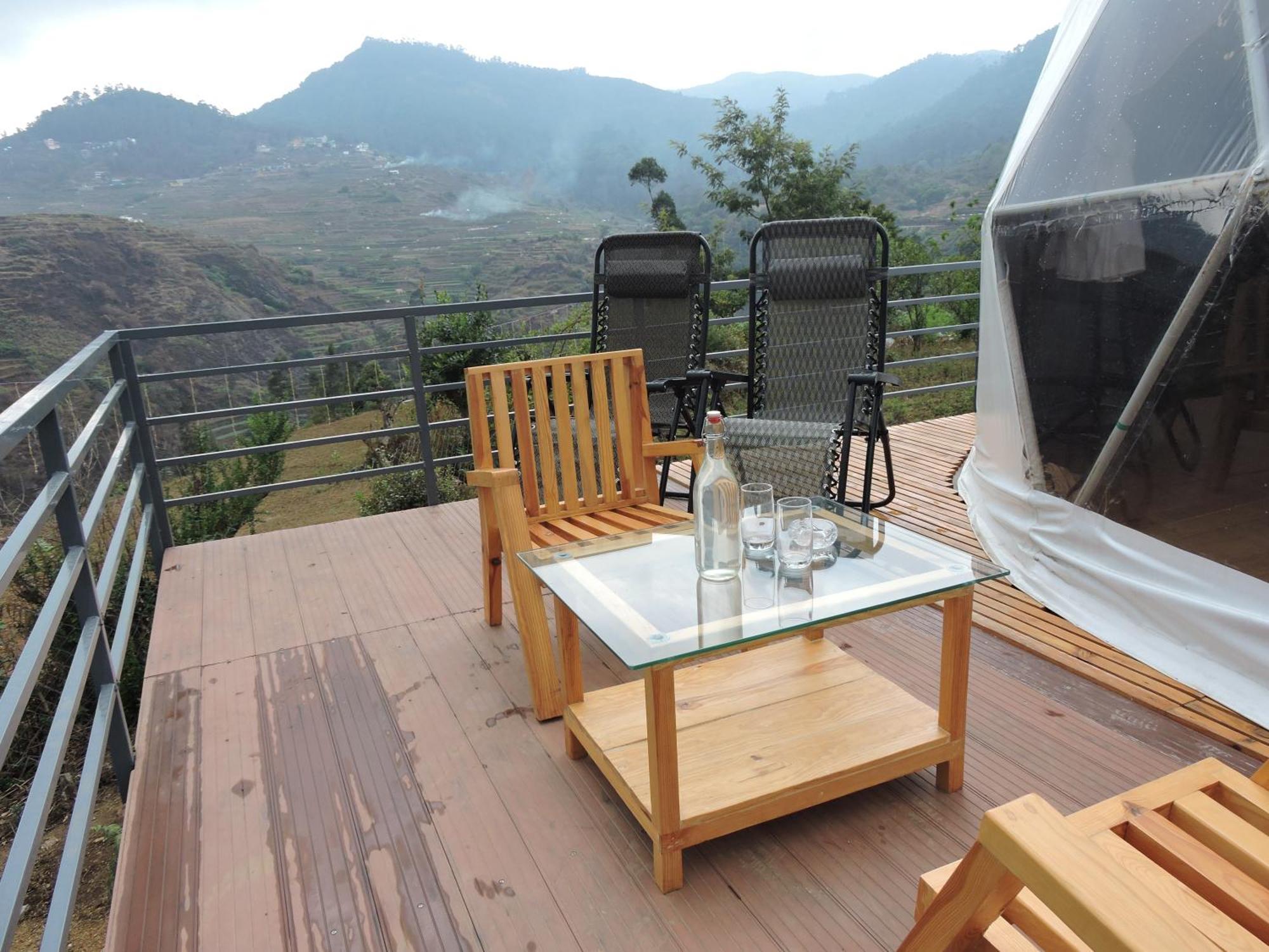 L.t Nature Glamps Luxury tent
