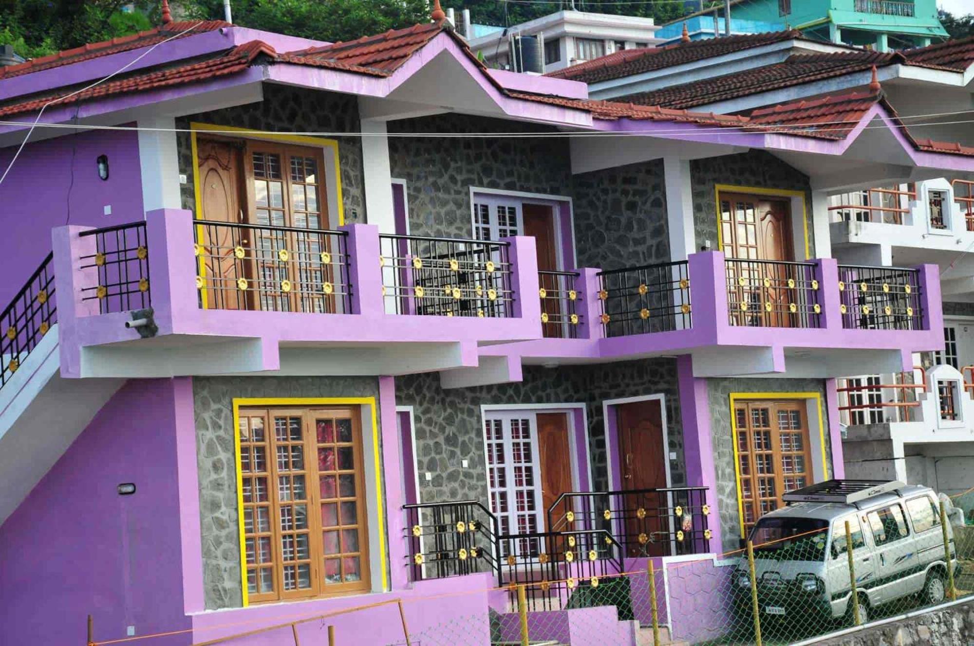 Muthu Residency