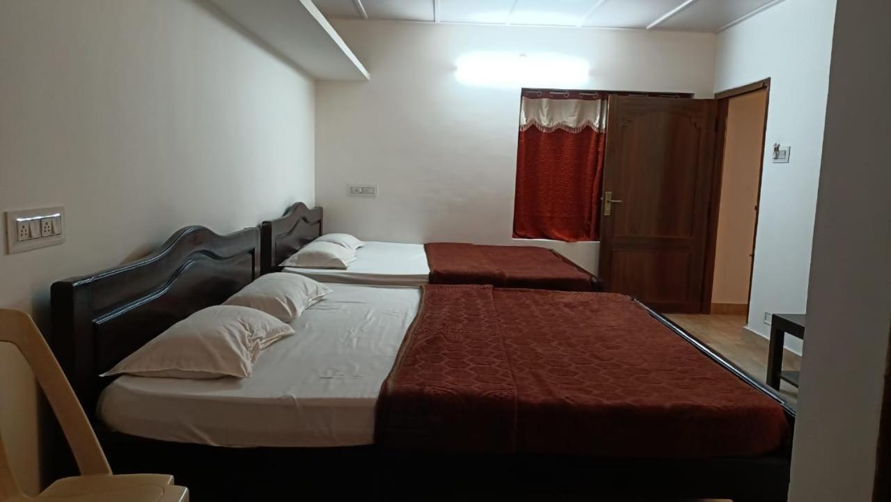 Lodge Rc Homestay *