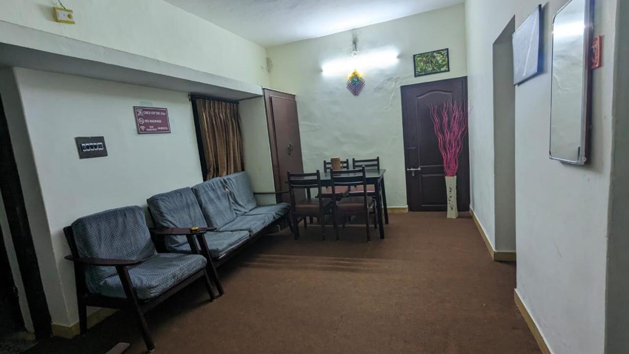 Iniyan Villa's