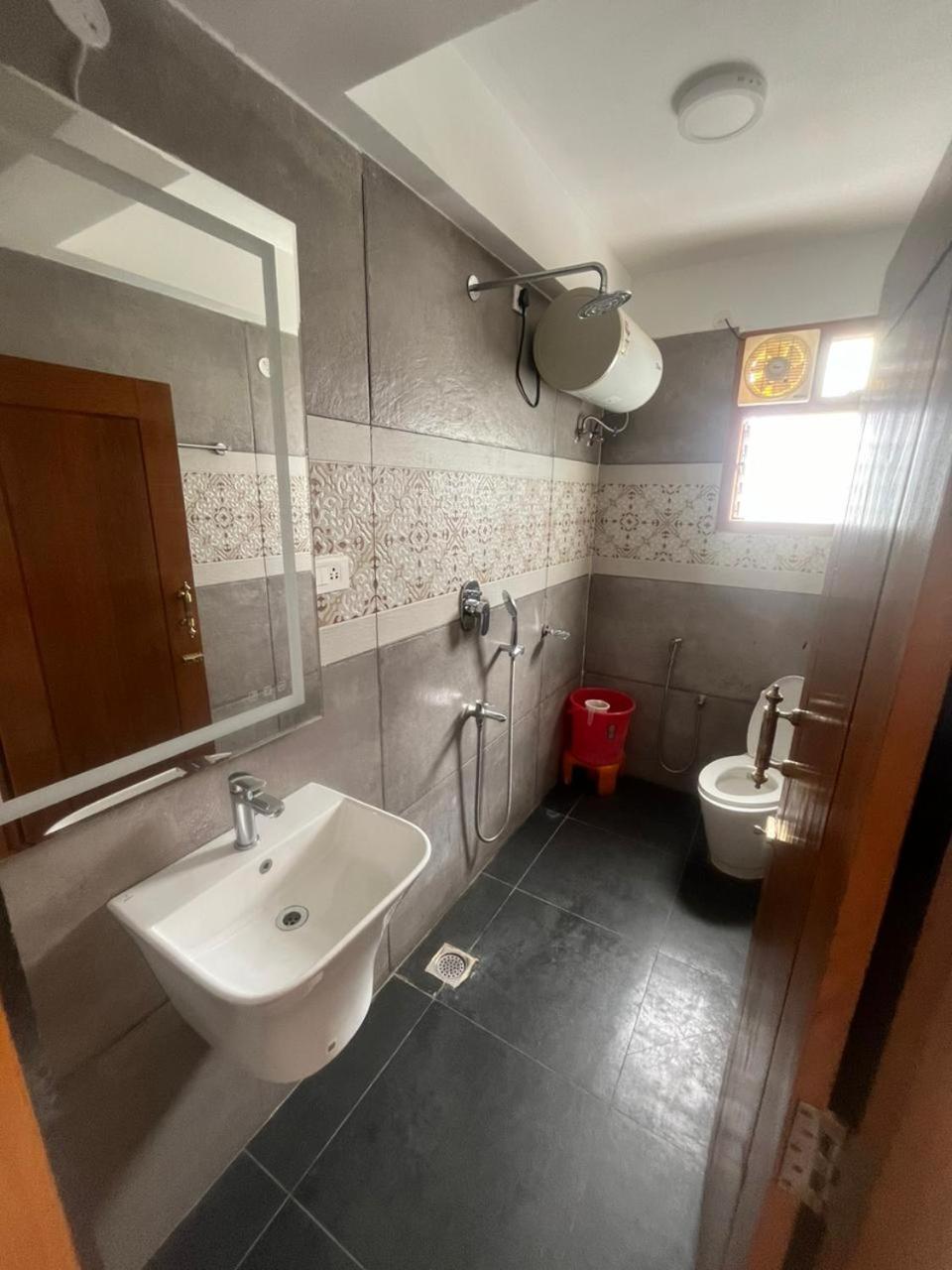Guest house Jai Palace - *