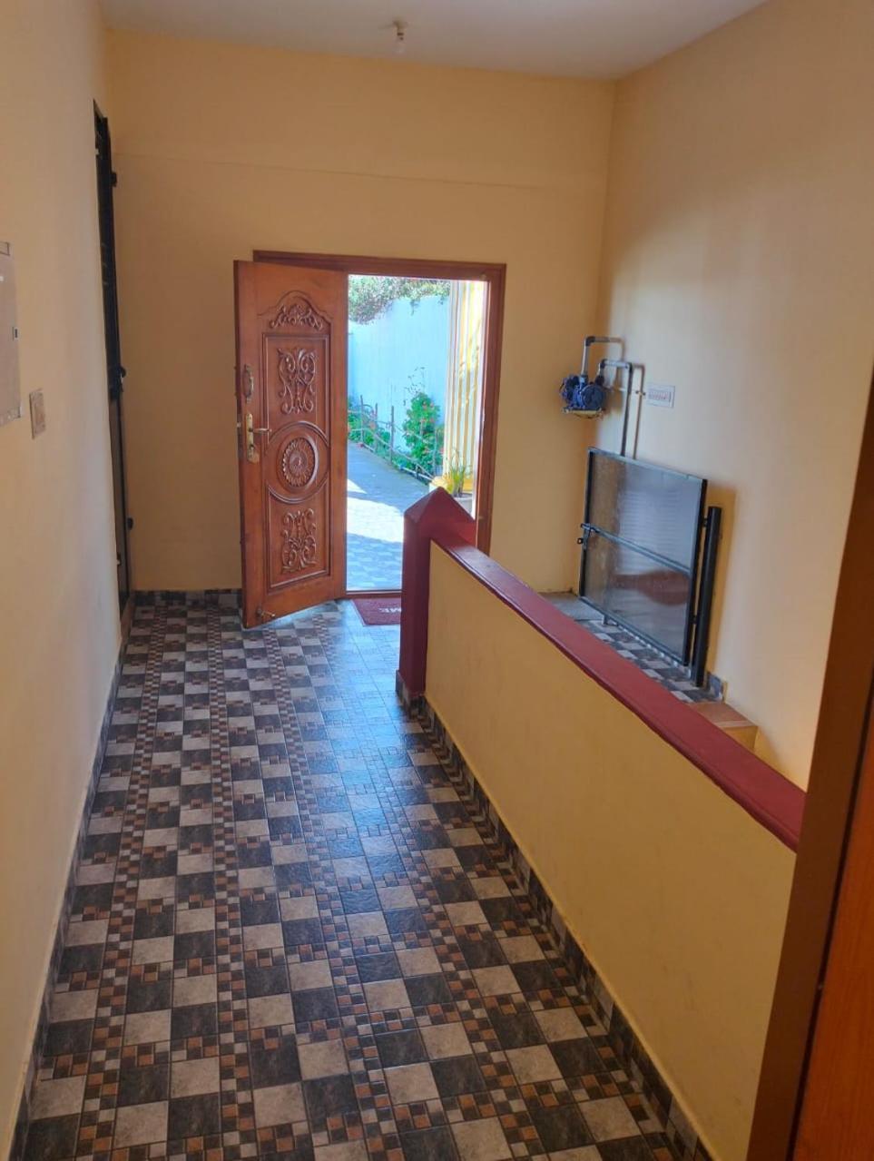 Apartment Flghr Raja *