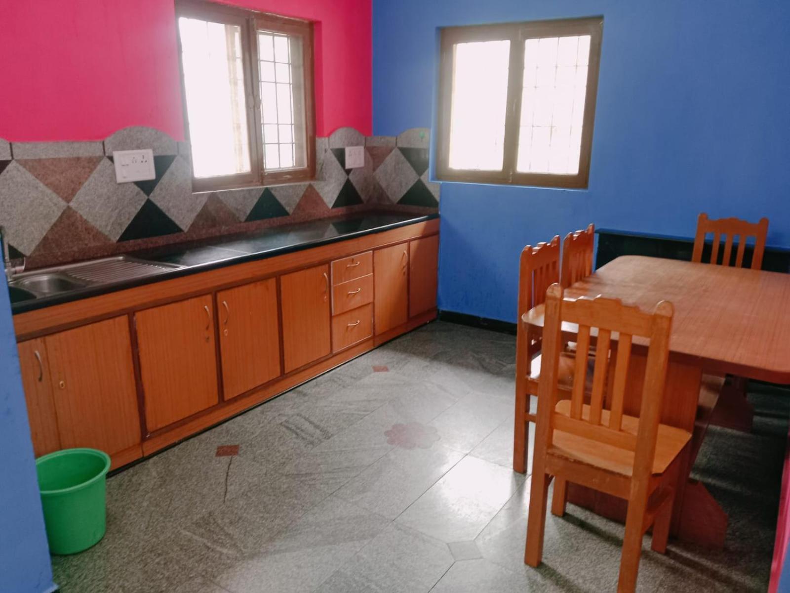 Homestay Sri Lakshmi Residency *