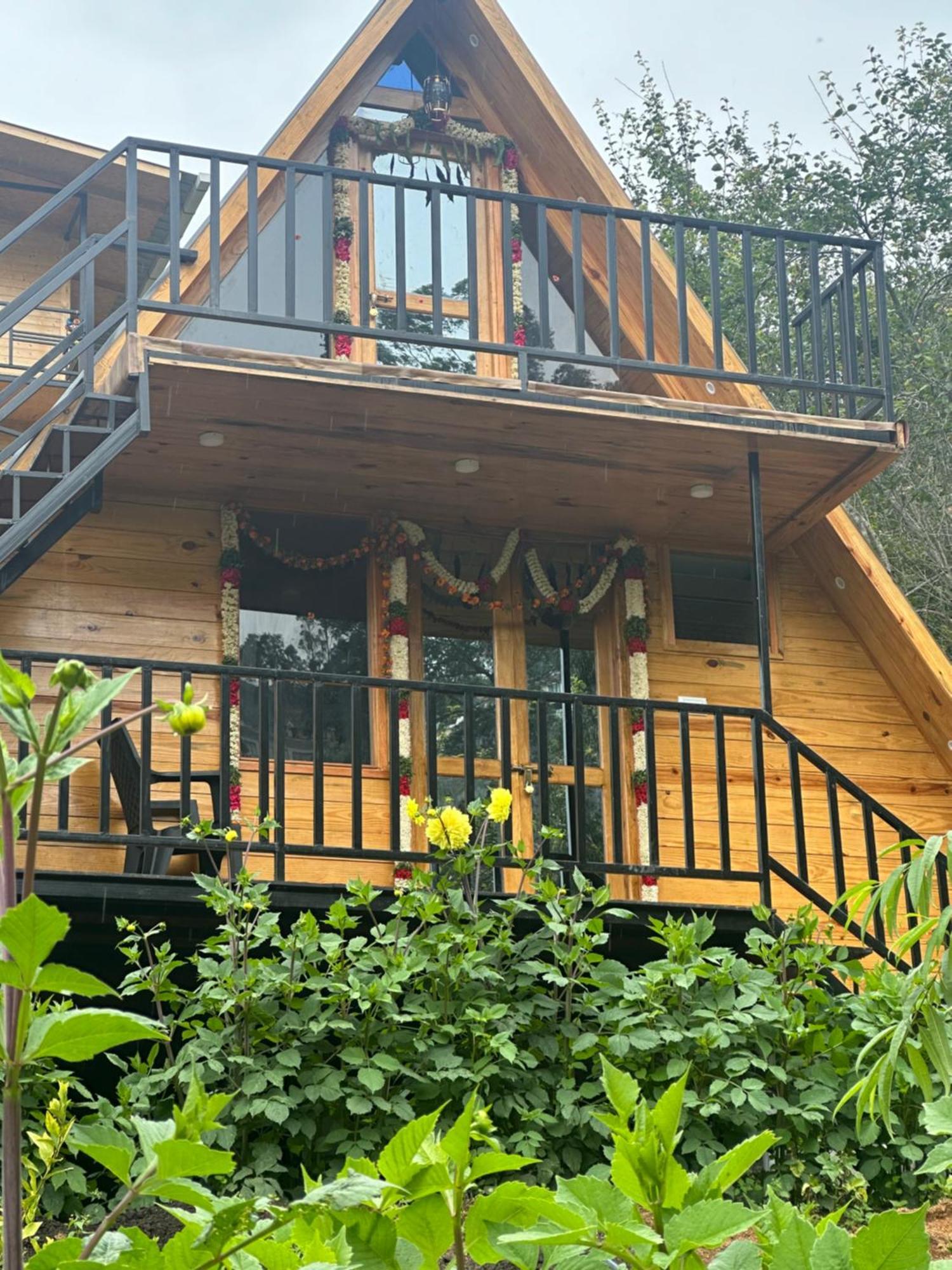 Magica Mount A Frame Wood House Villa *