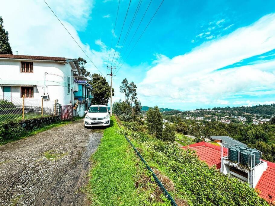 Kodai Hill View Hotel