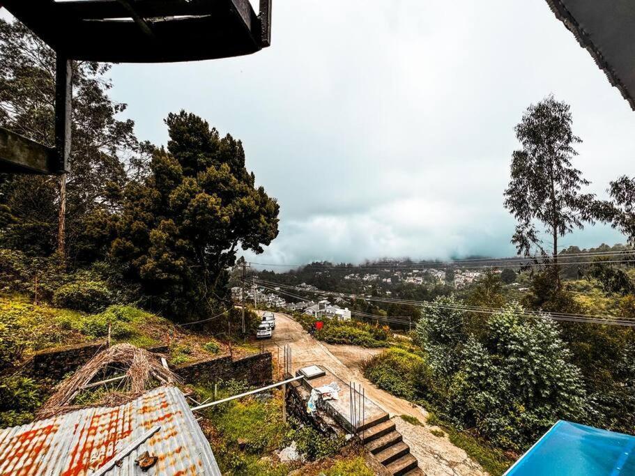 Kodai Hill View *