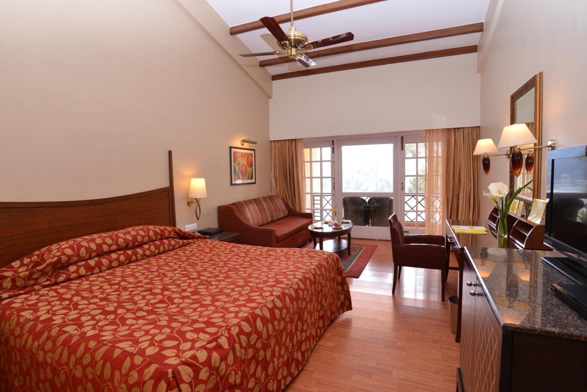 The Carlton 5*