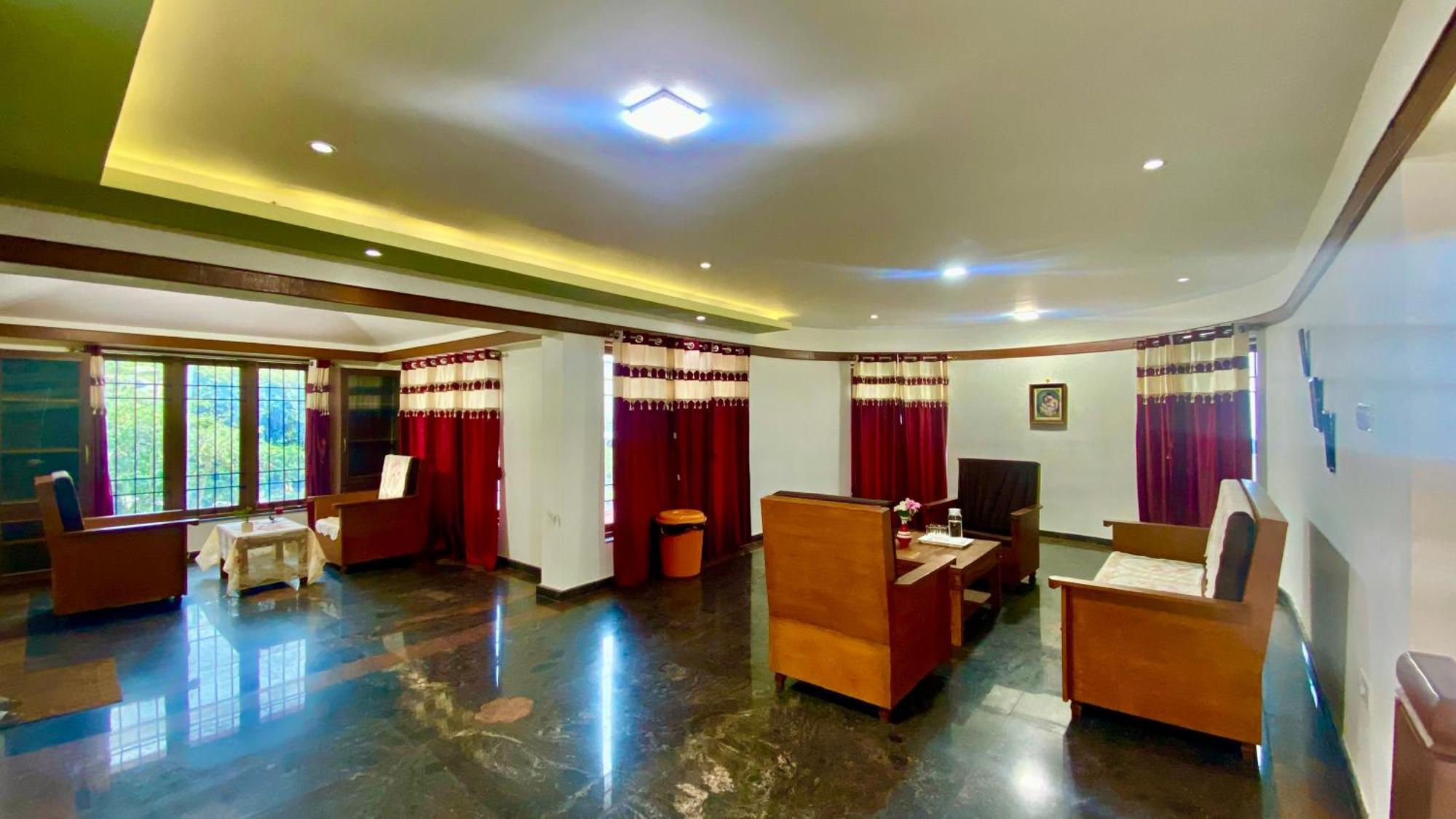 Willostays Alpine Mansion 6bhk *