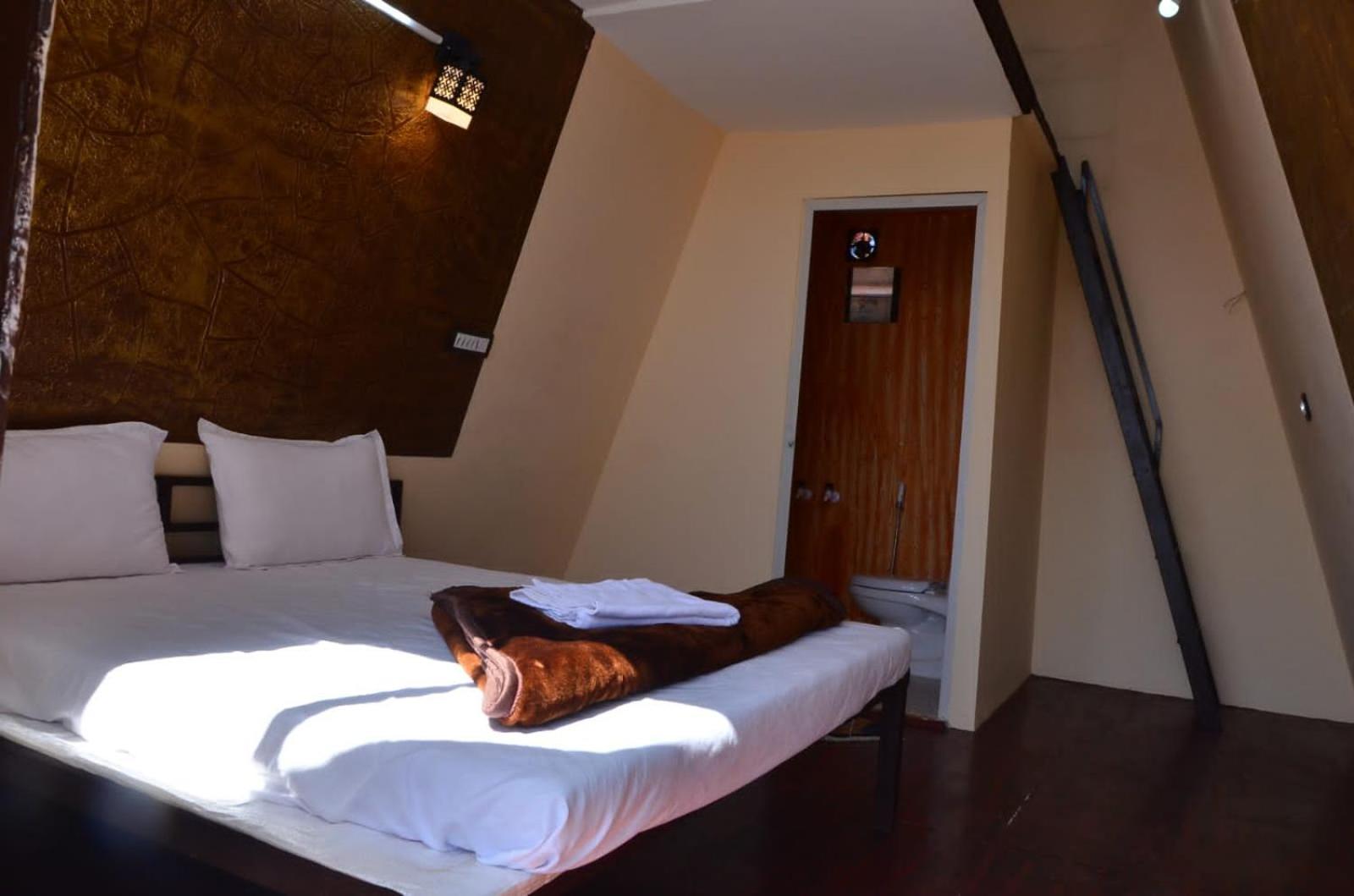 Dollies A Frame Capsule hotel