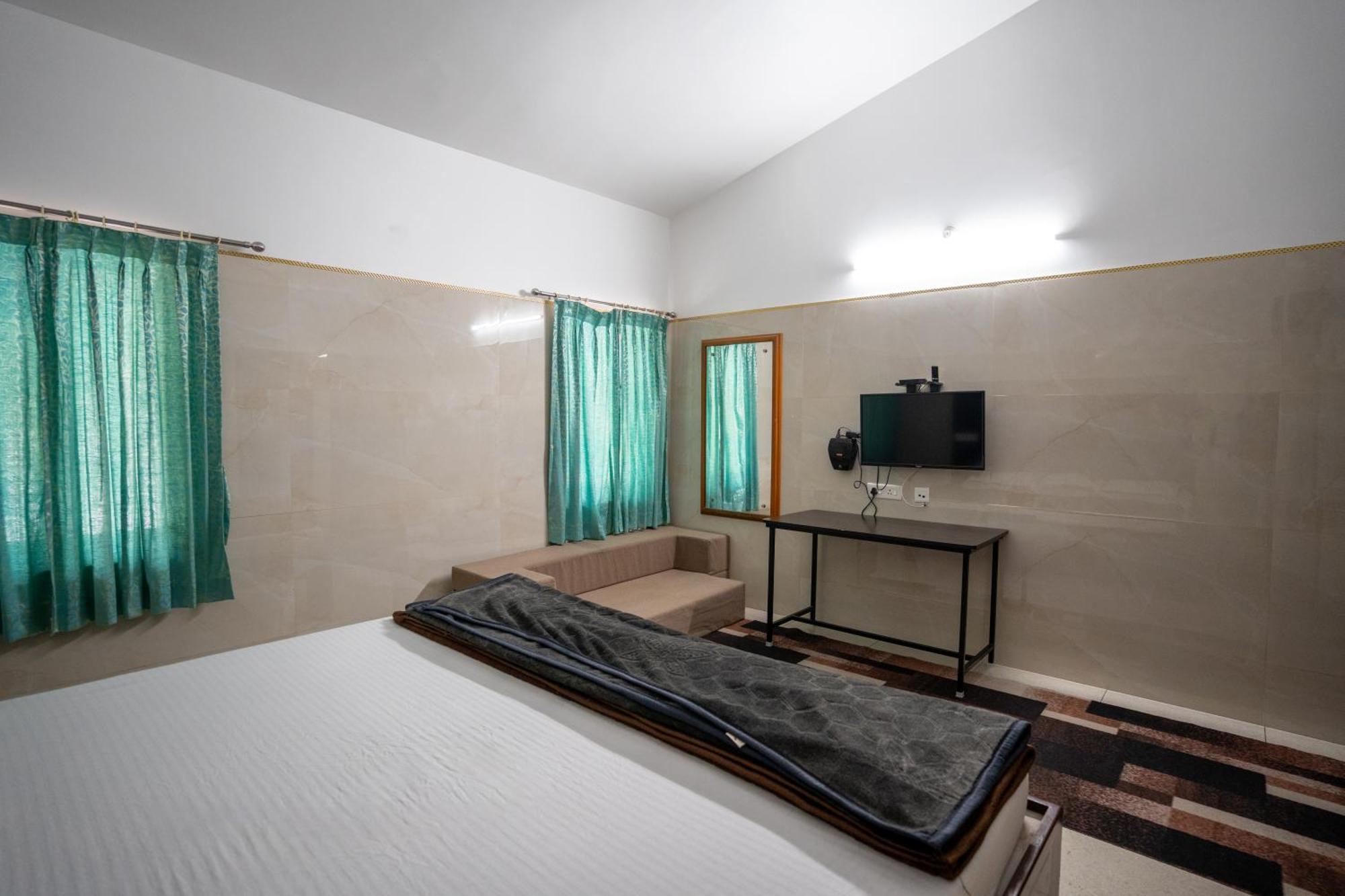 Hotel Raja Garden Hills View Kodaikanal