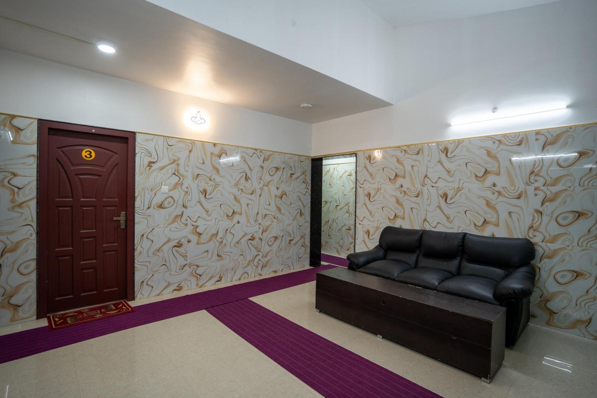 Hotel Raja Garden Hills View