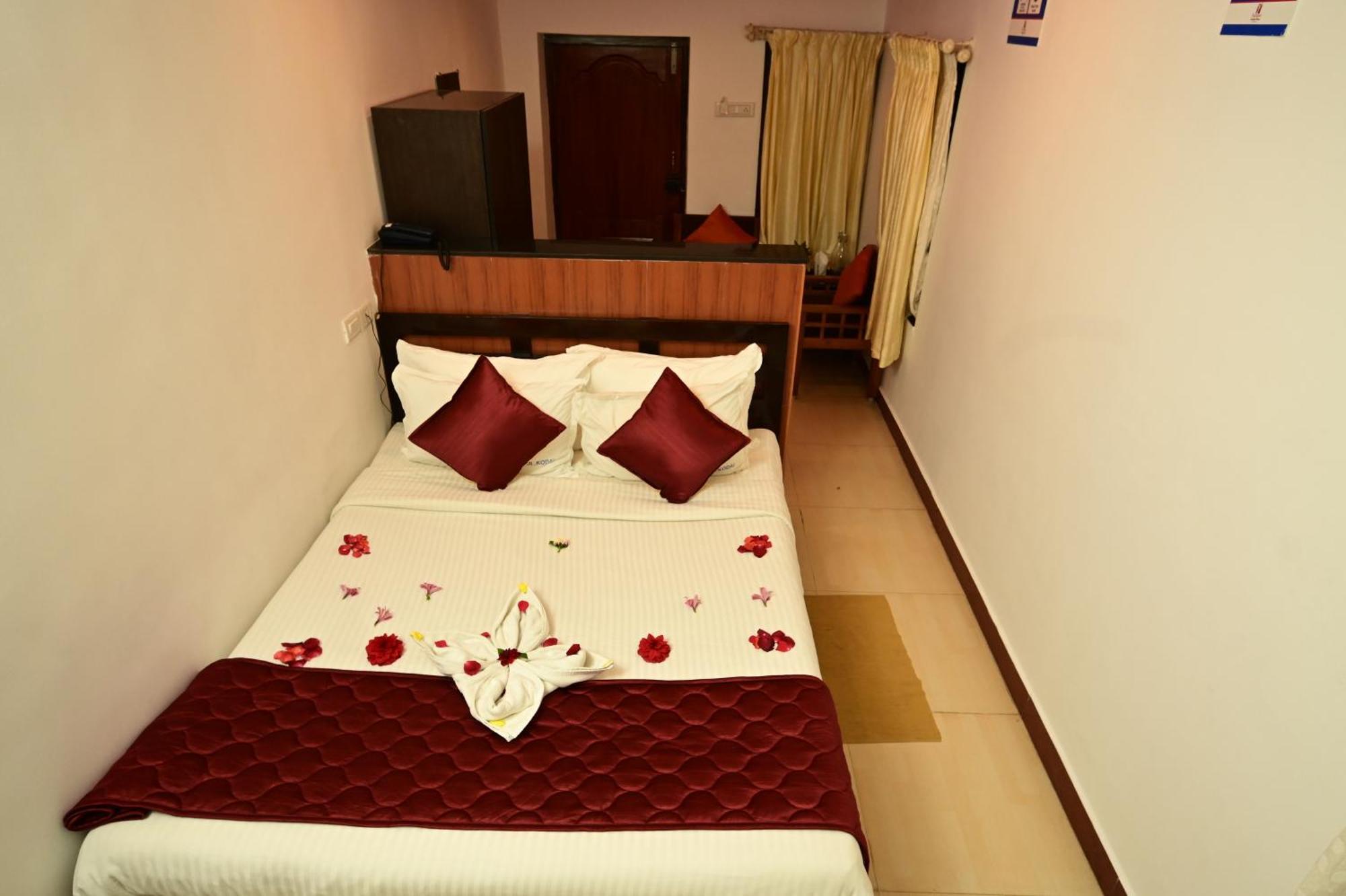 Yagappa Heritage - Near & Bus Stand Resort 4*