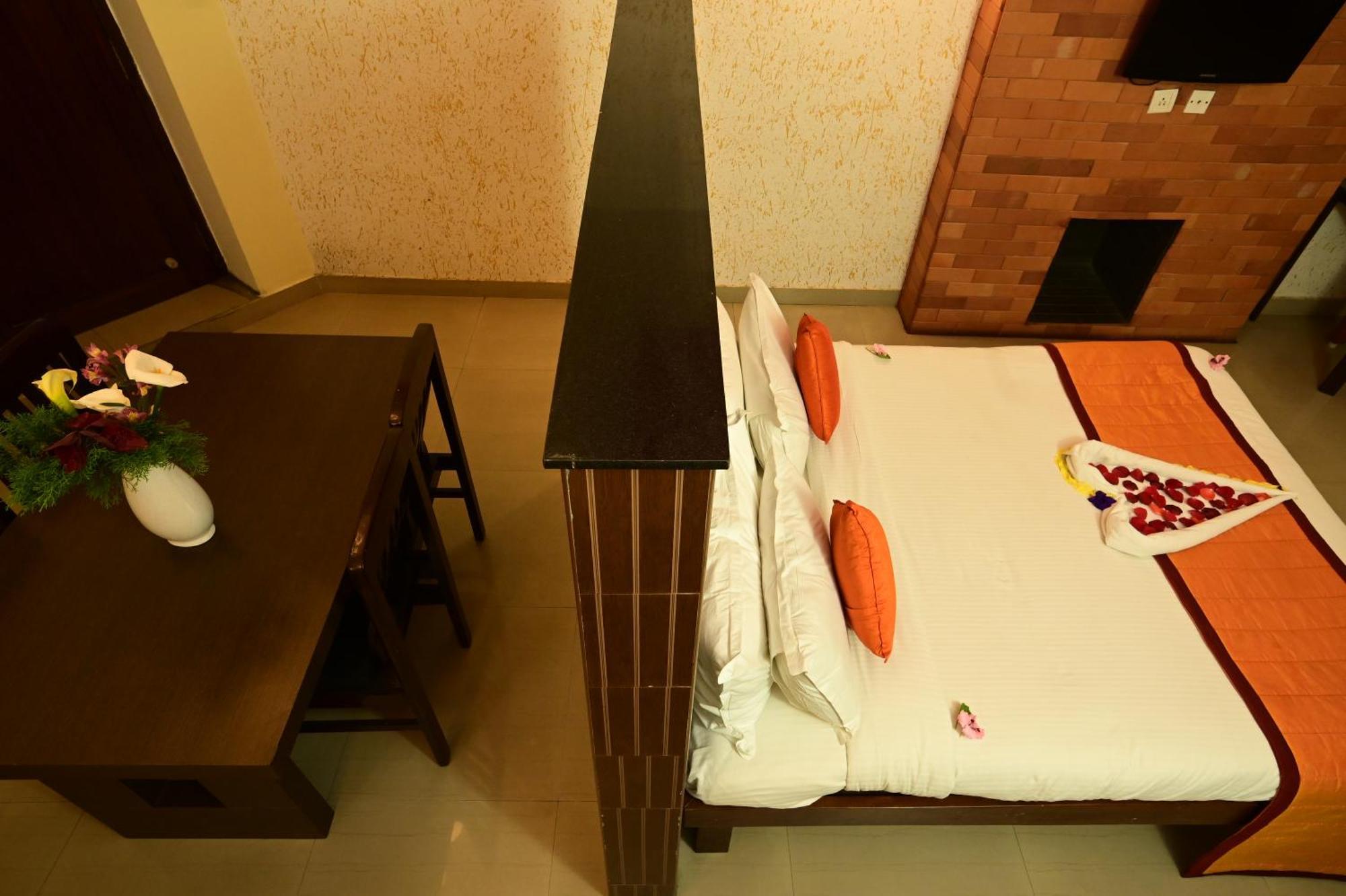 Resort Yagappa Heritage - Near & Bus Stand