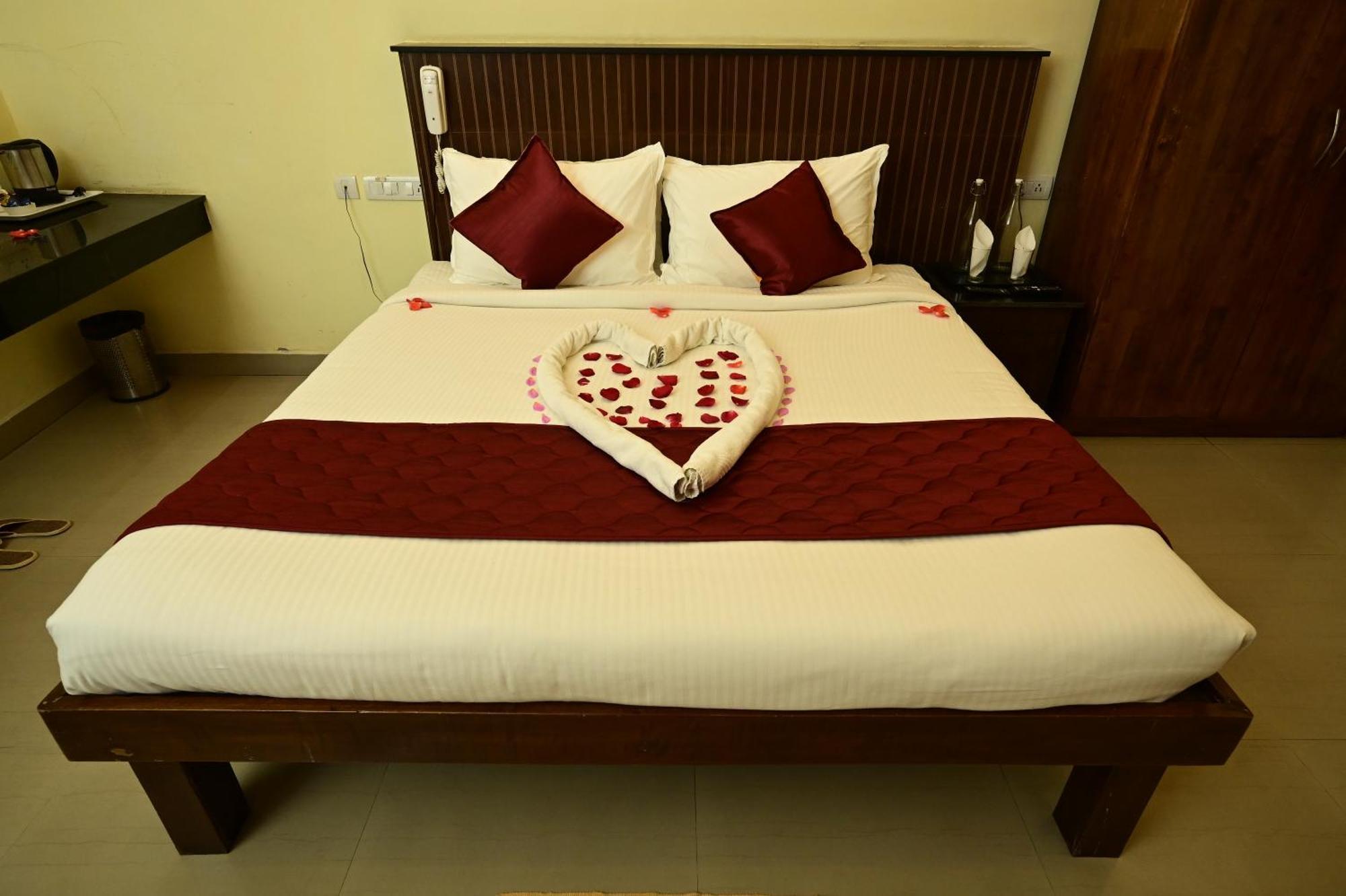 Yagappa Heritage - Near & Bus Stand 4*