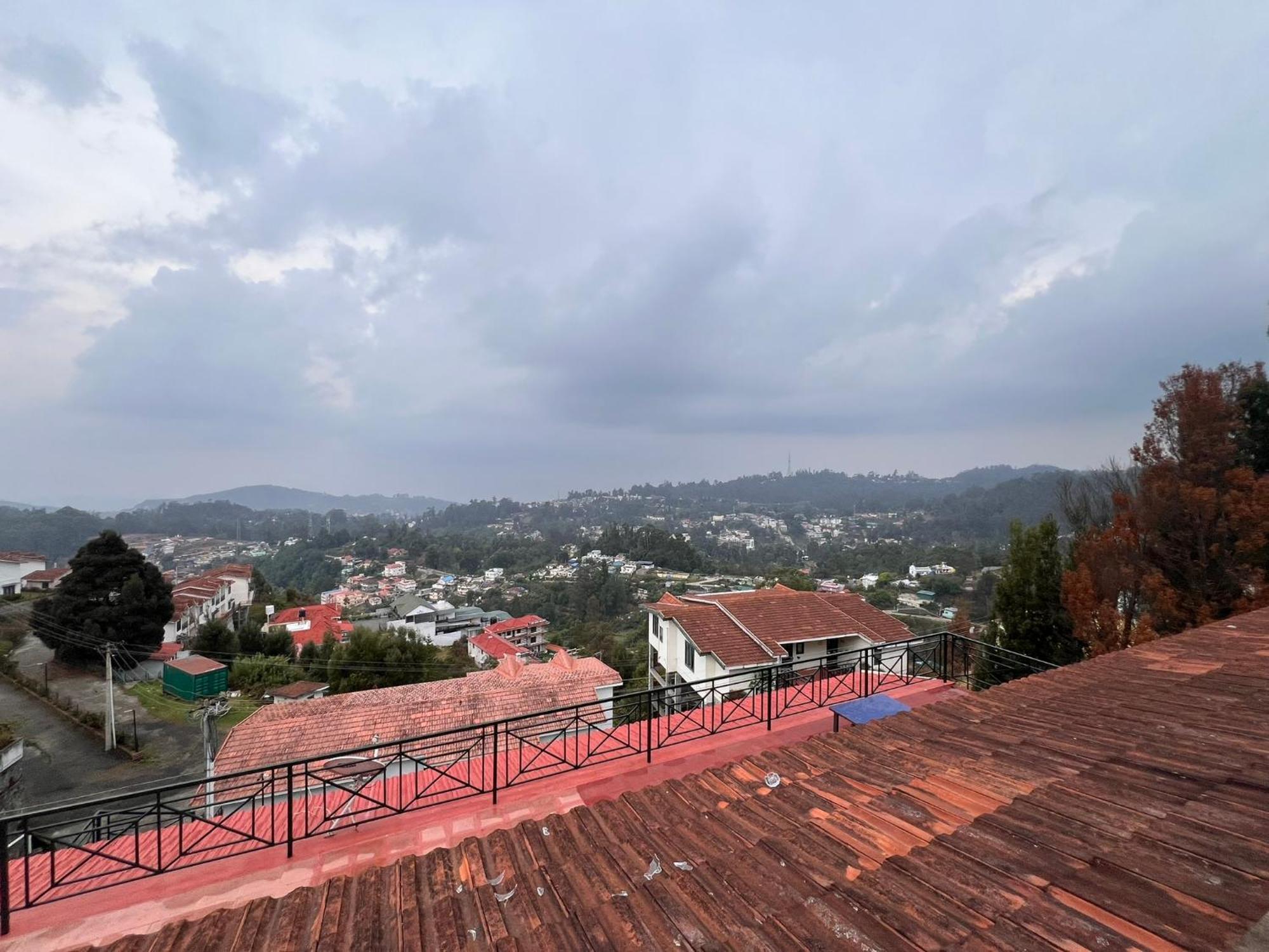 Misty Meadoz * Kodaikanal