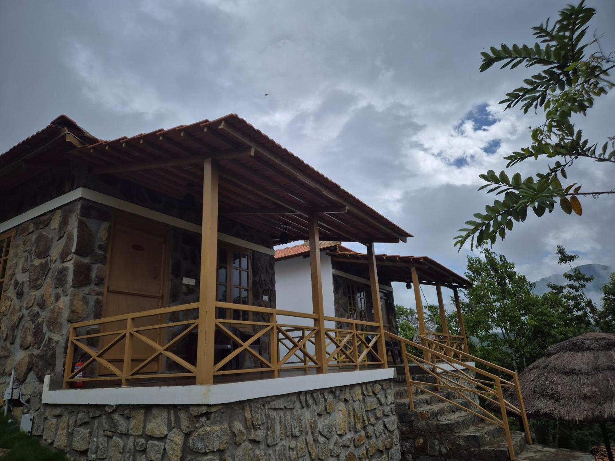 Zacs Valley Resort, Resort 3*