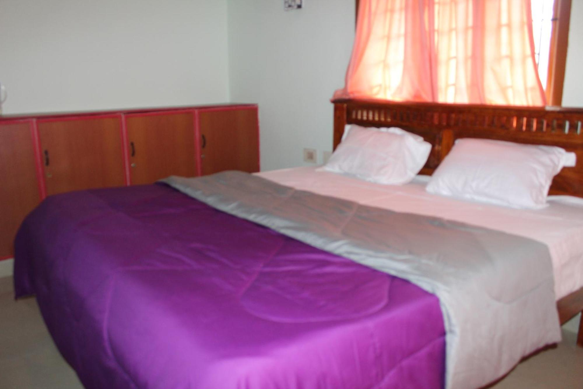 Aak Hills Apartment