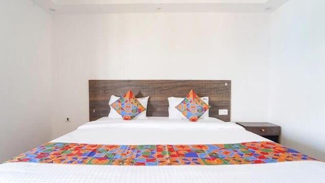 Stone Park Residency Capsule hotel *