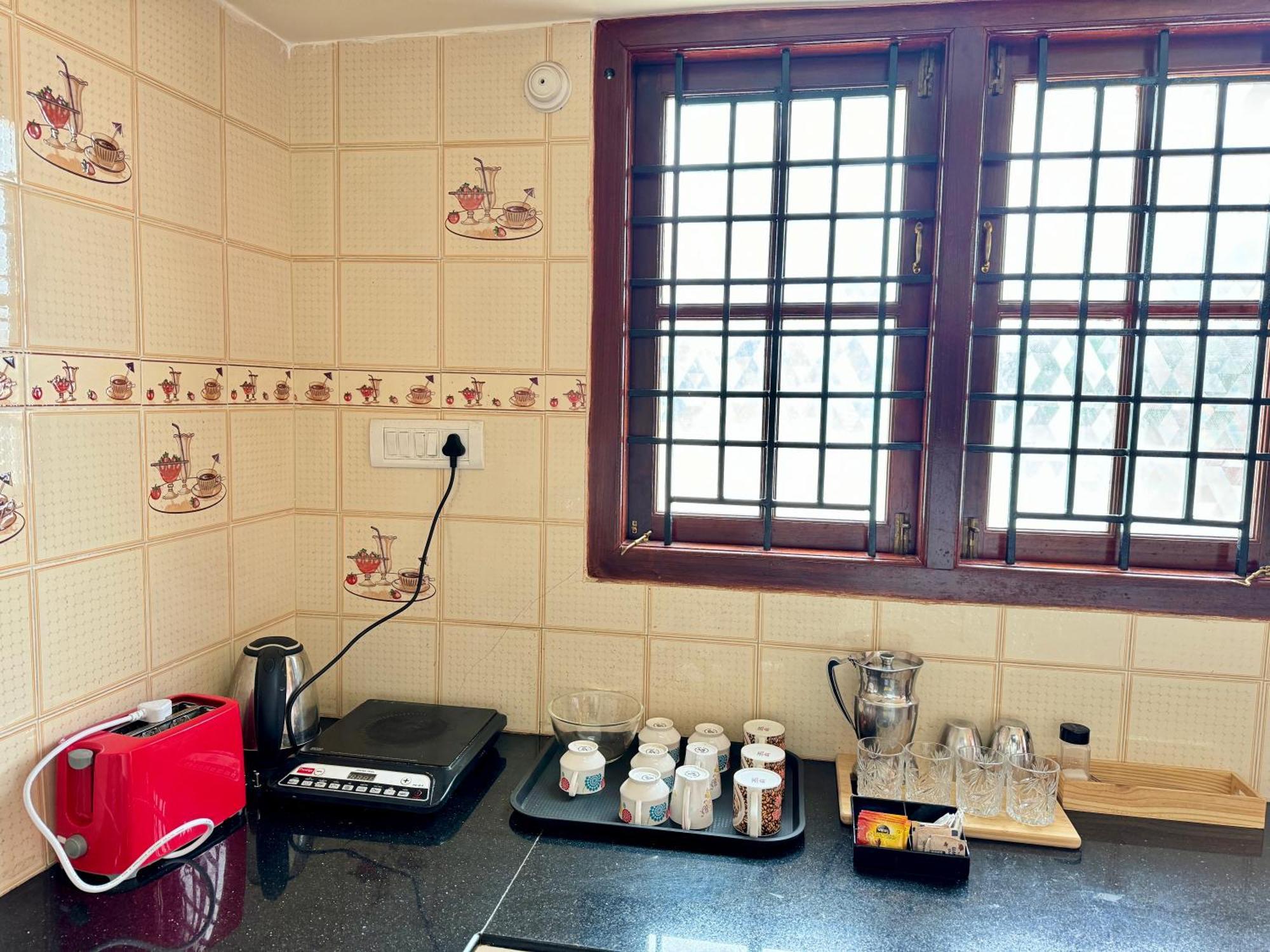 Lakshmi Illam For Families Only * Kodaikanal