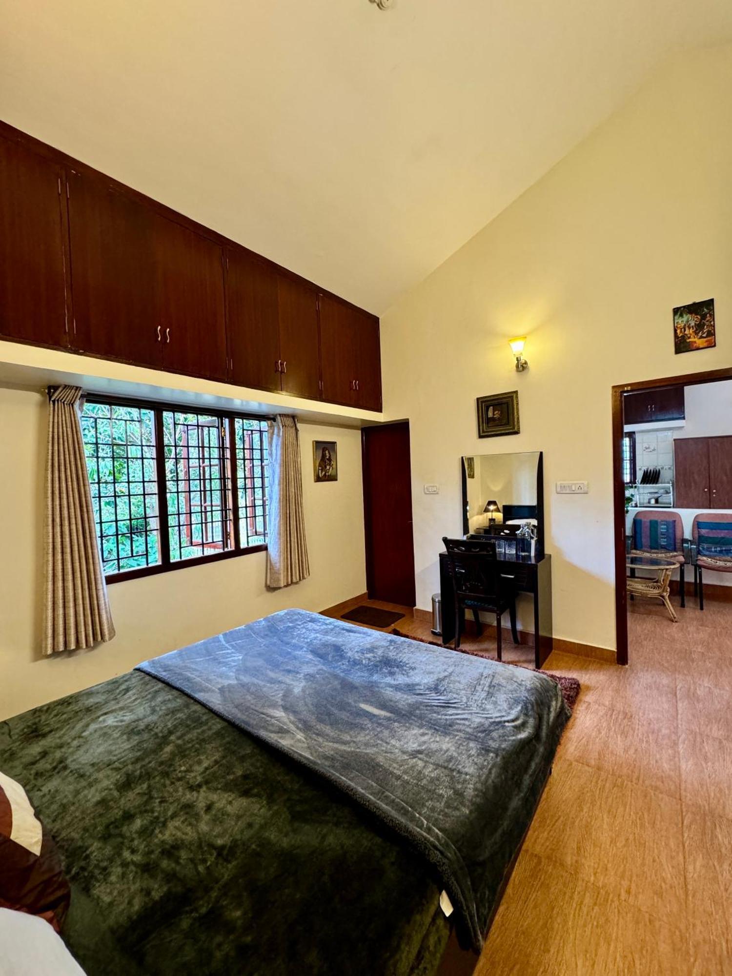 Guest house Lakshmi Illam For Families Only