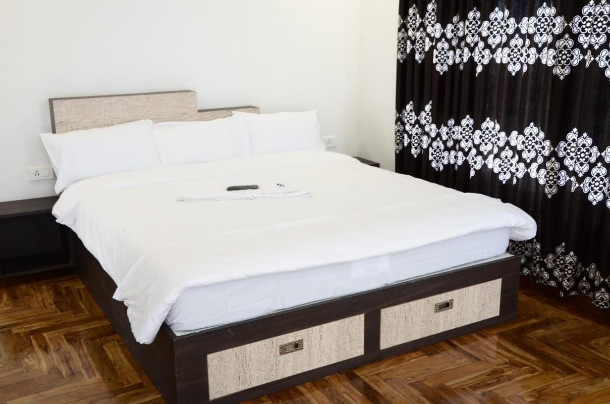 Crescent Homestay Kodaikanal