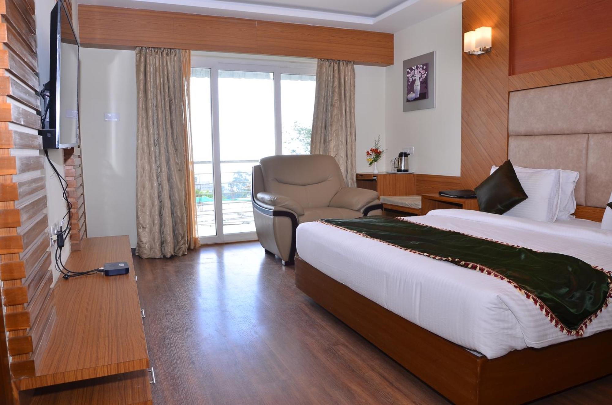 Hotel Benzz Park Family 3*