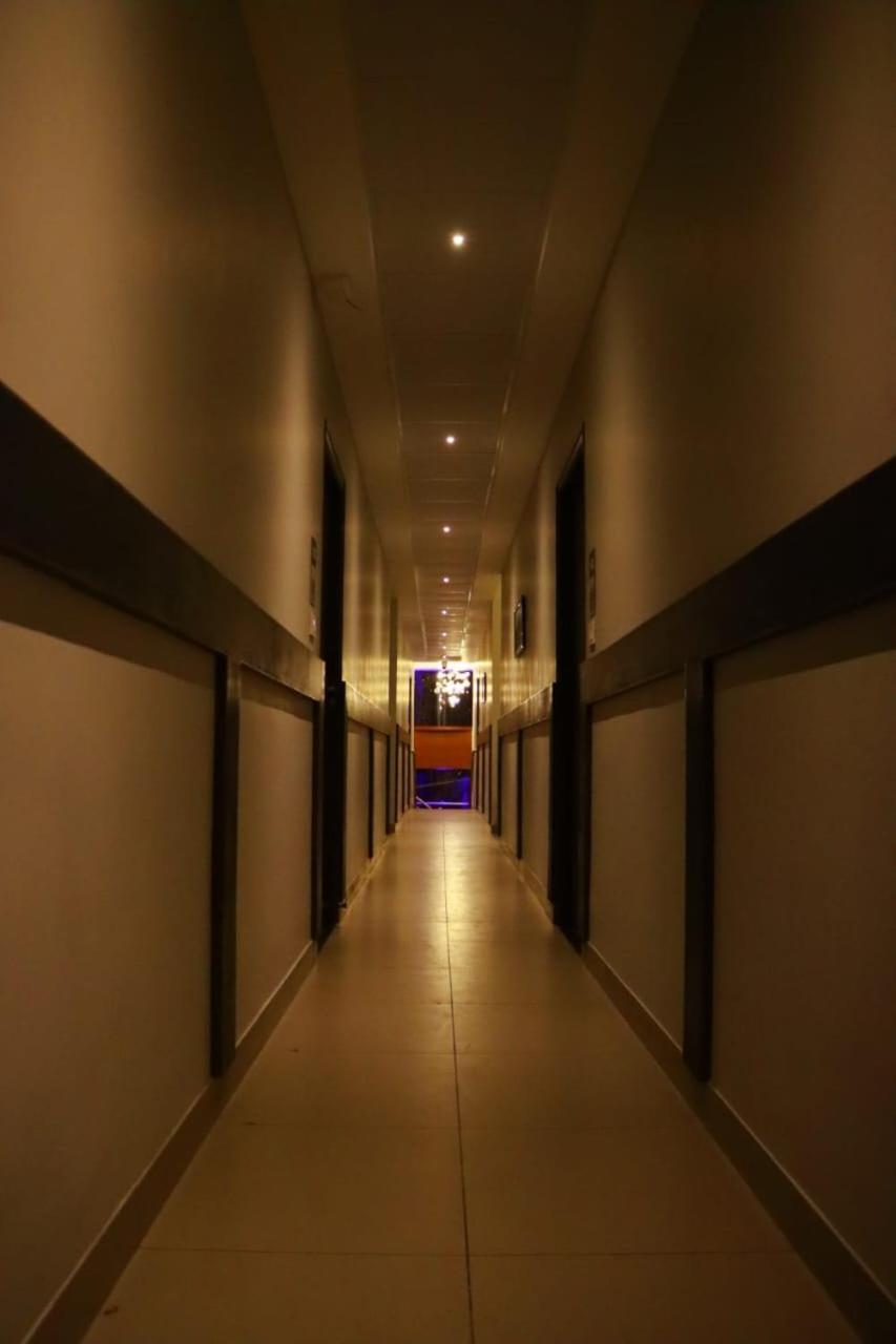 Minus 1 Hotel Kodaikanal