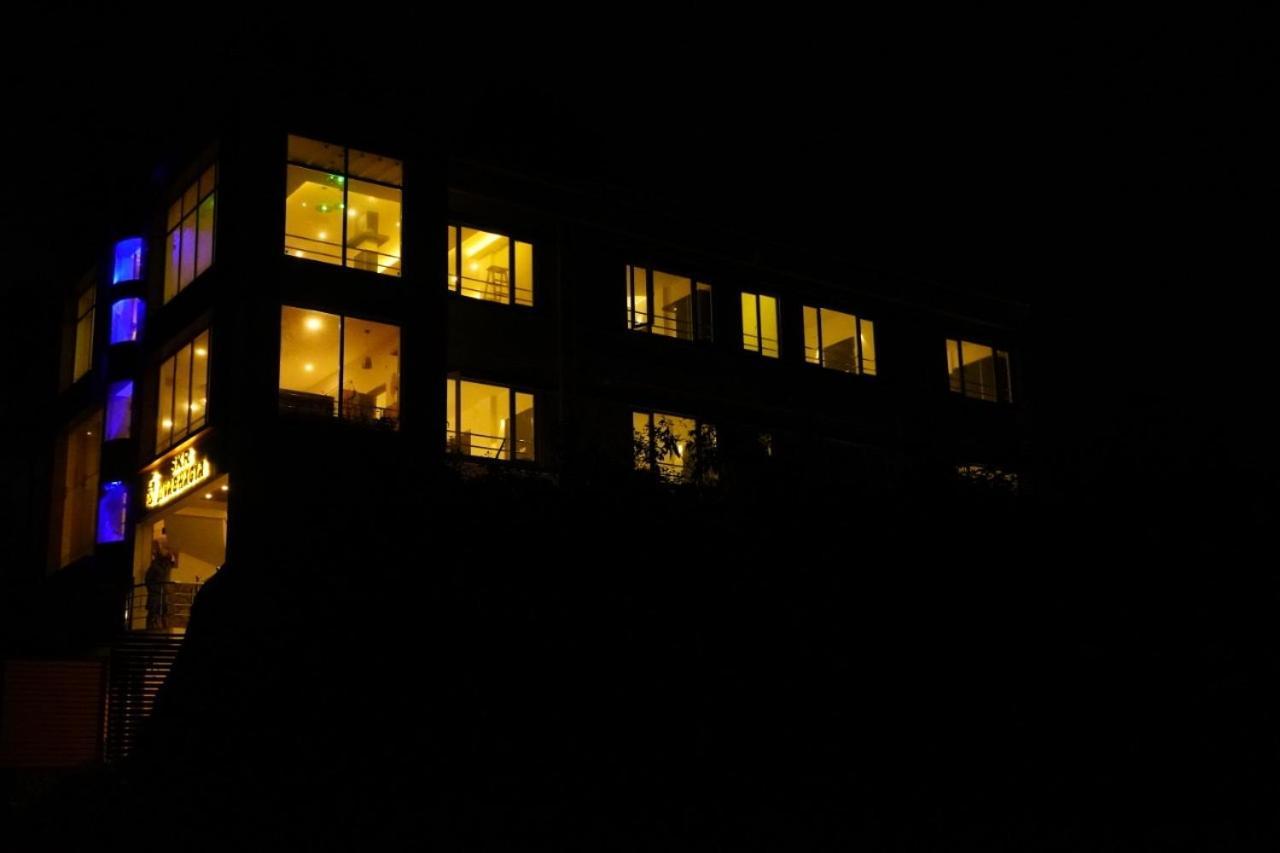 Minus 1 Hotel Kodaikanal