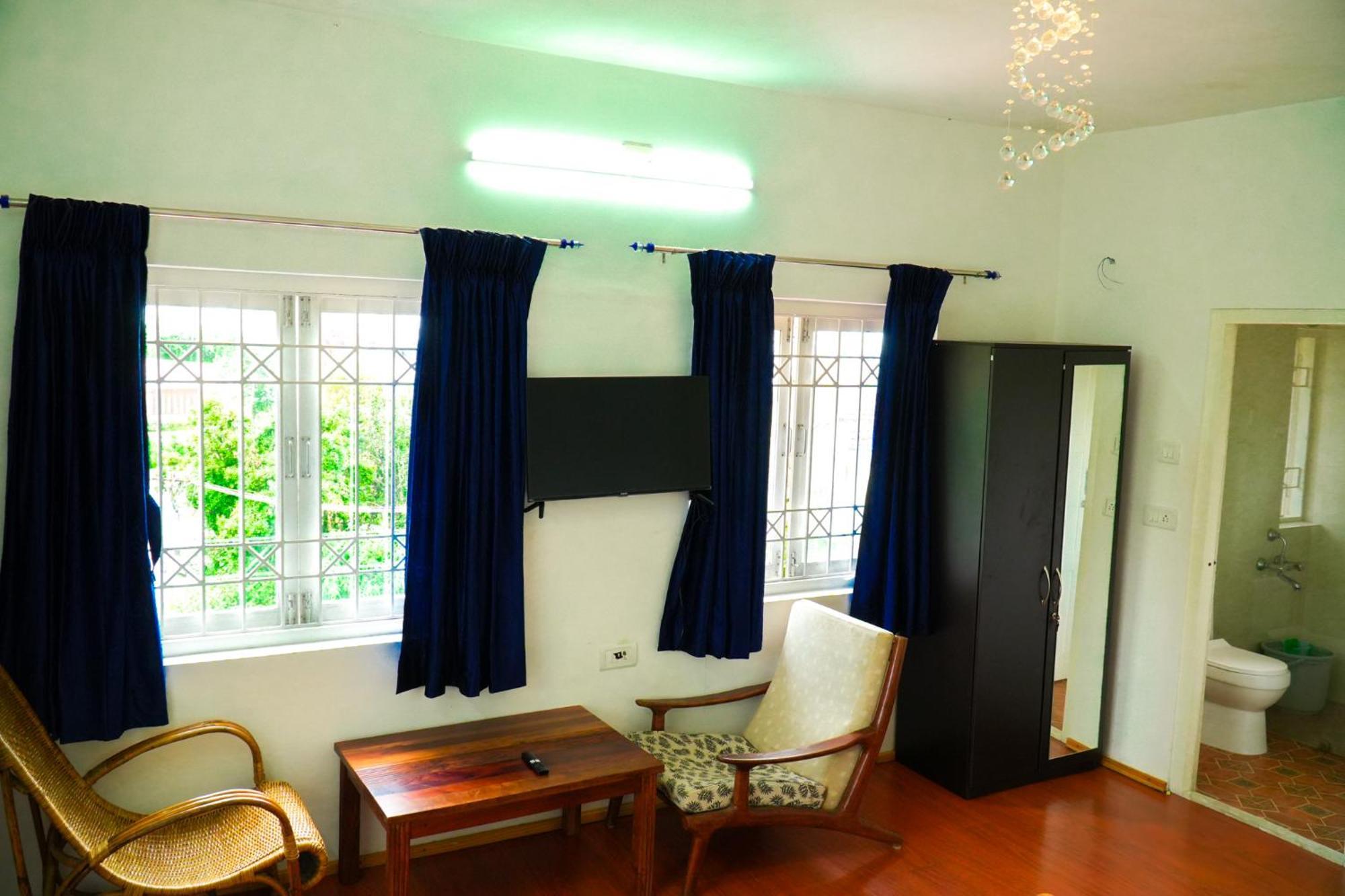 Happyhuts At Valley View * Kodaikanal