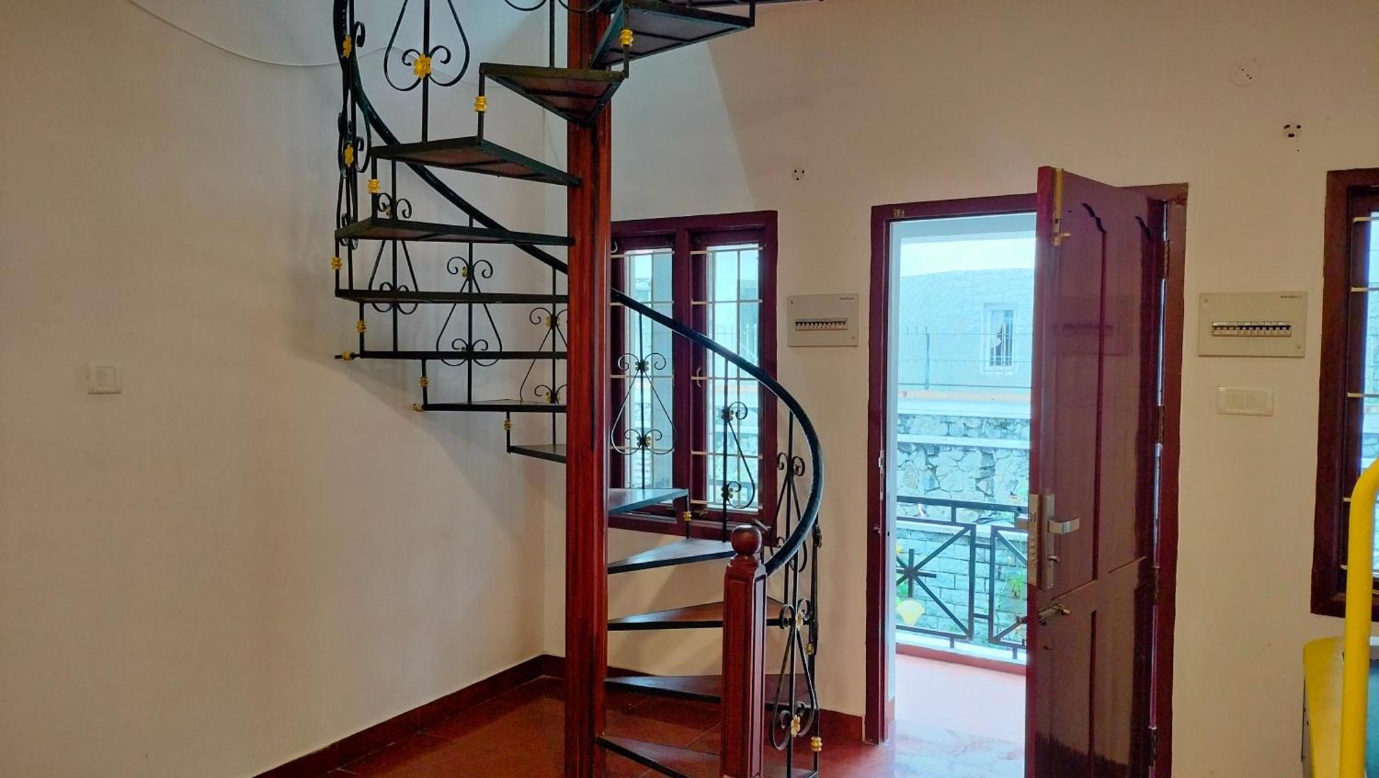 Guest house Kodai King