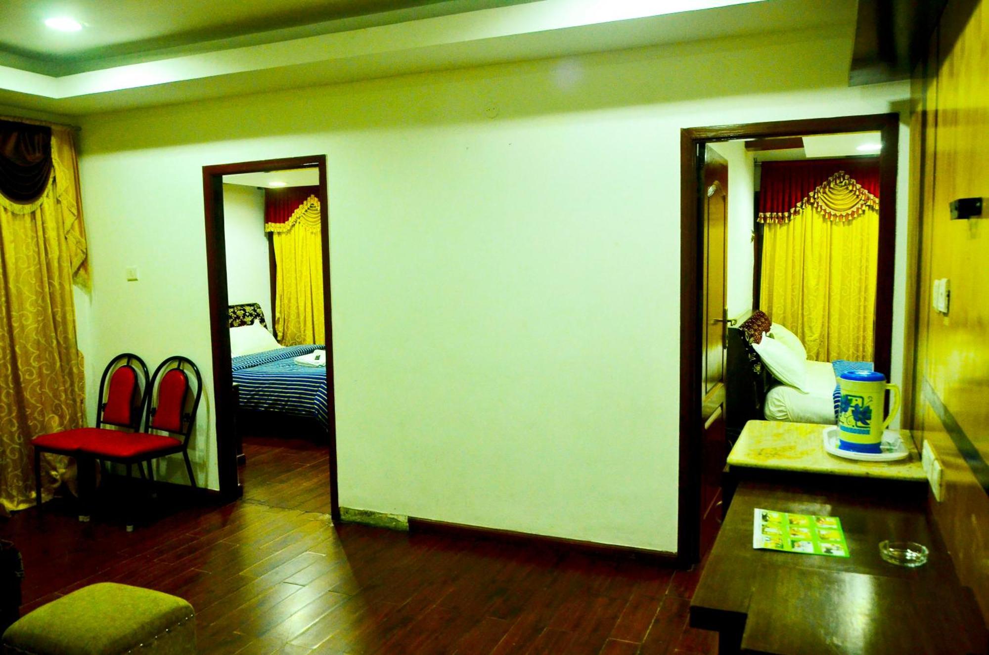 Hotel Kurunji Meridian