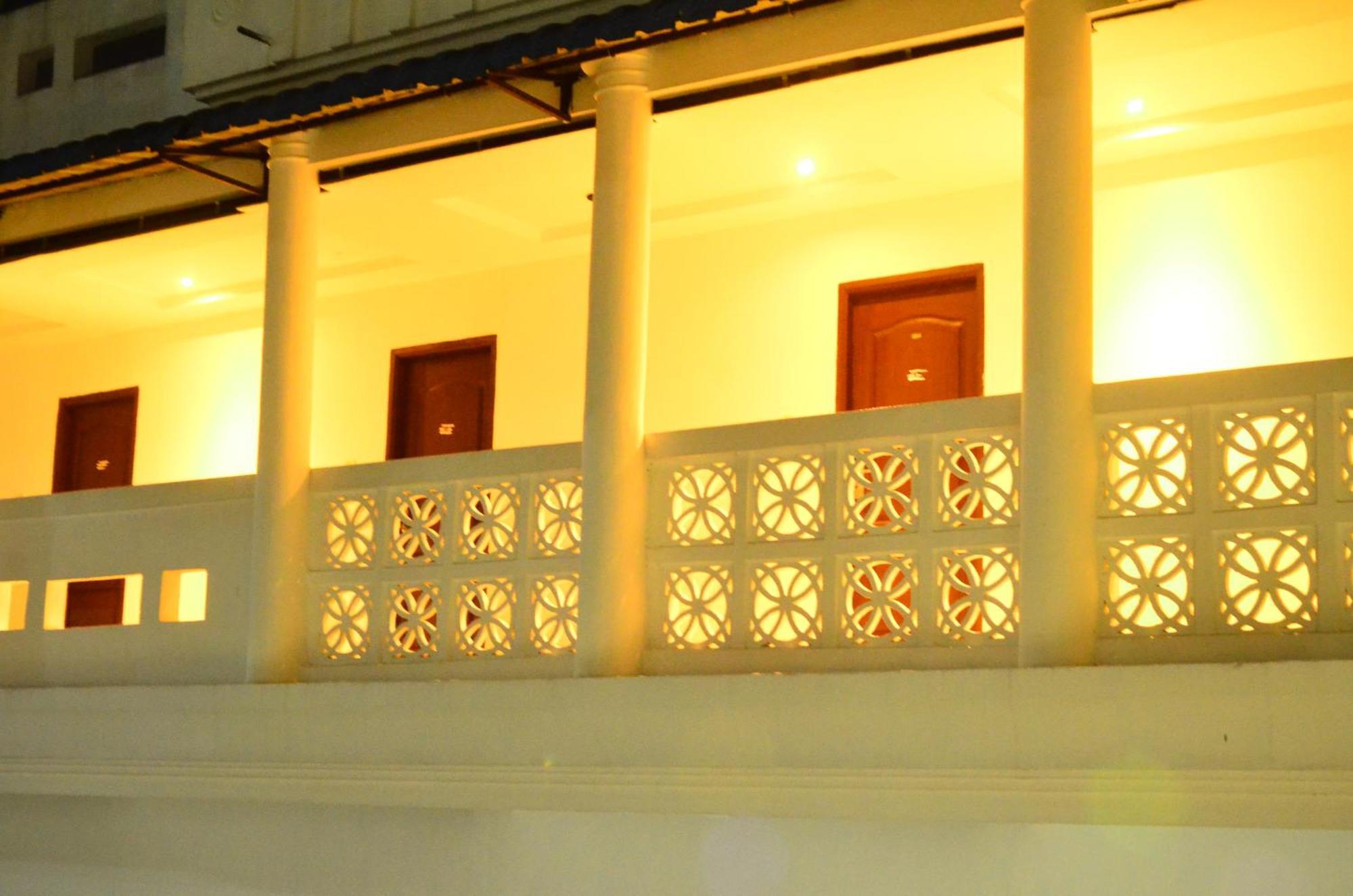 Kurunji Meridian Hotel 3*