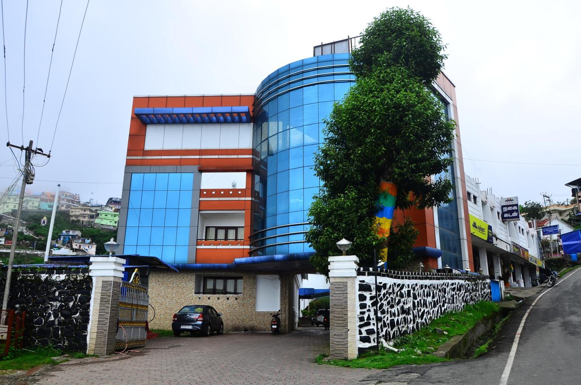 Kurunji Meridian Hotel 3*