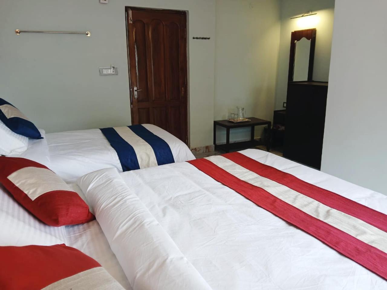 Ponmurugan Residency Hotel 2*