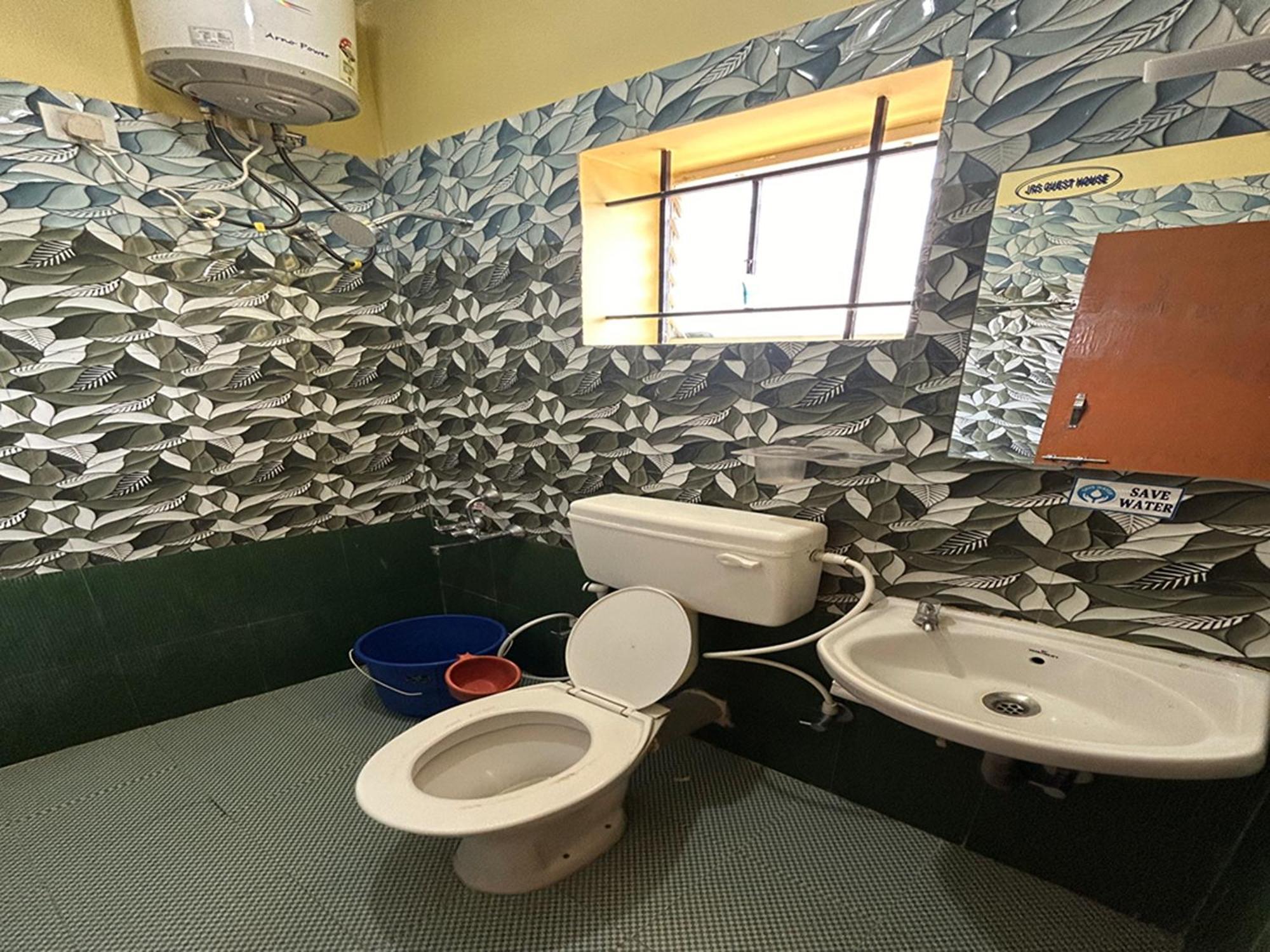 Jrs Guest House, Hotel *
