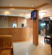 Fabhotel Roshan Residency - Nr Kurinji Andavar Temple Hotel