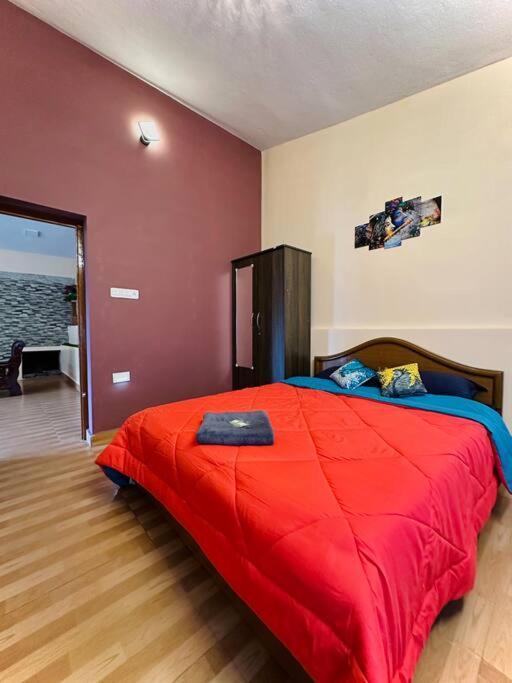 Tedd's Is A Cosy Villa Kodaikanal