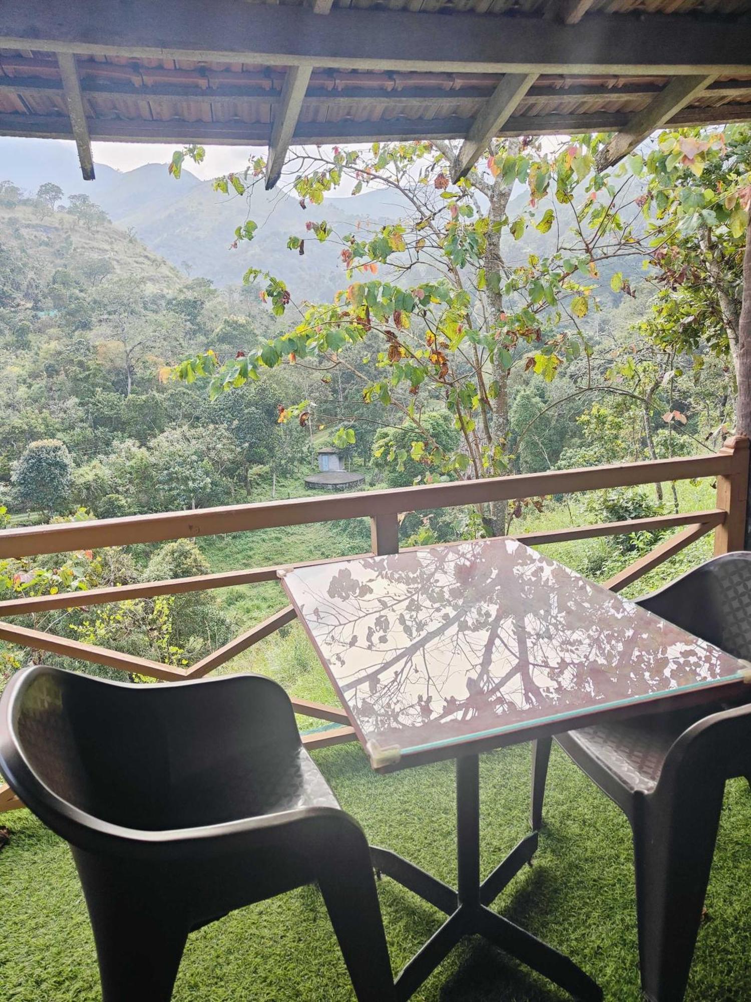 Resort Zacs Valley Resort, 3*
