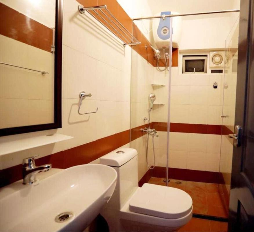 Orange Hotel 3*