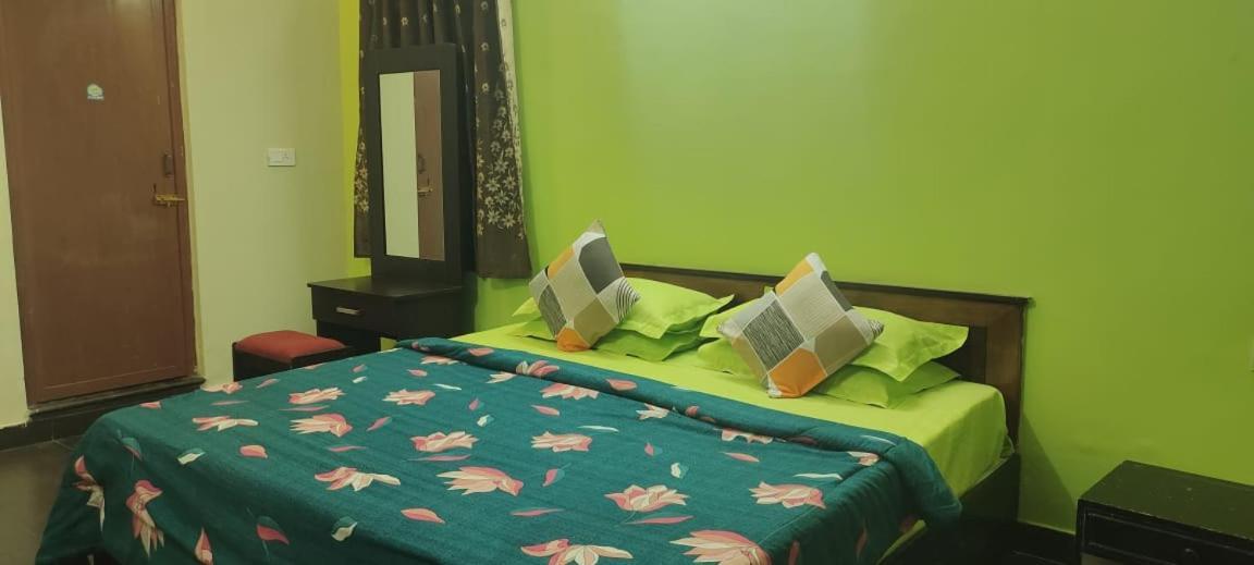 Guest house Riyan Holiday's Kodaikanal