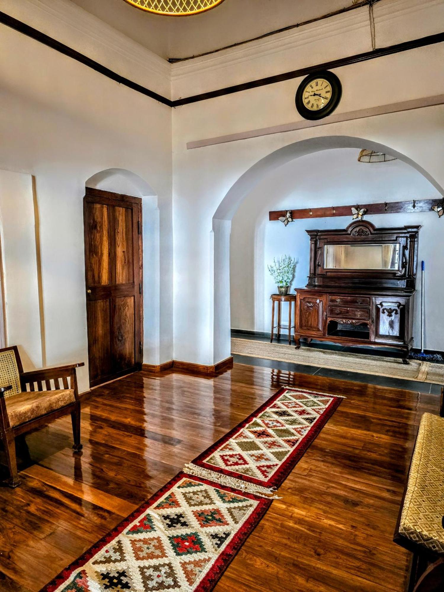 Milhaven Crest Villa *