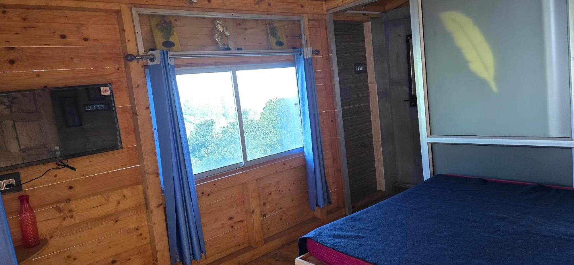 Luxury tent Wood House