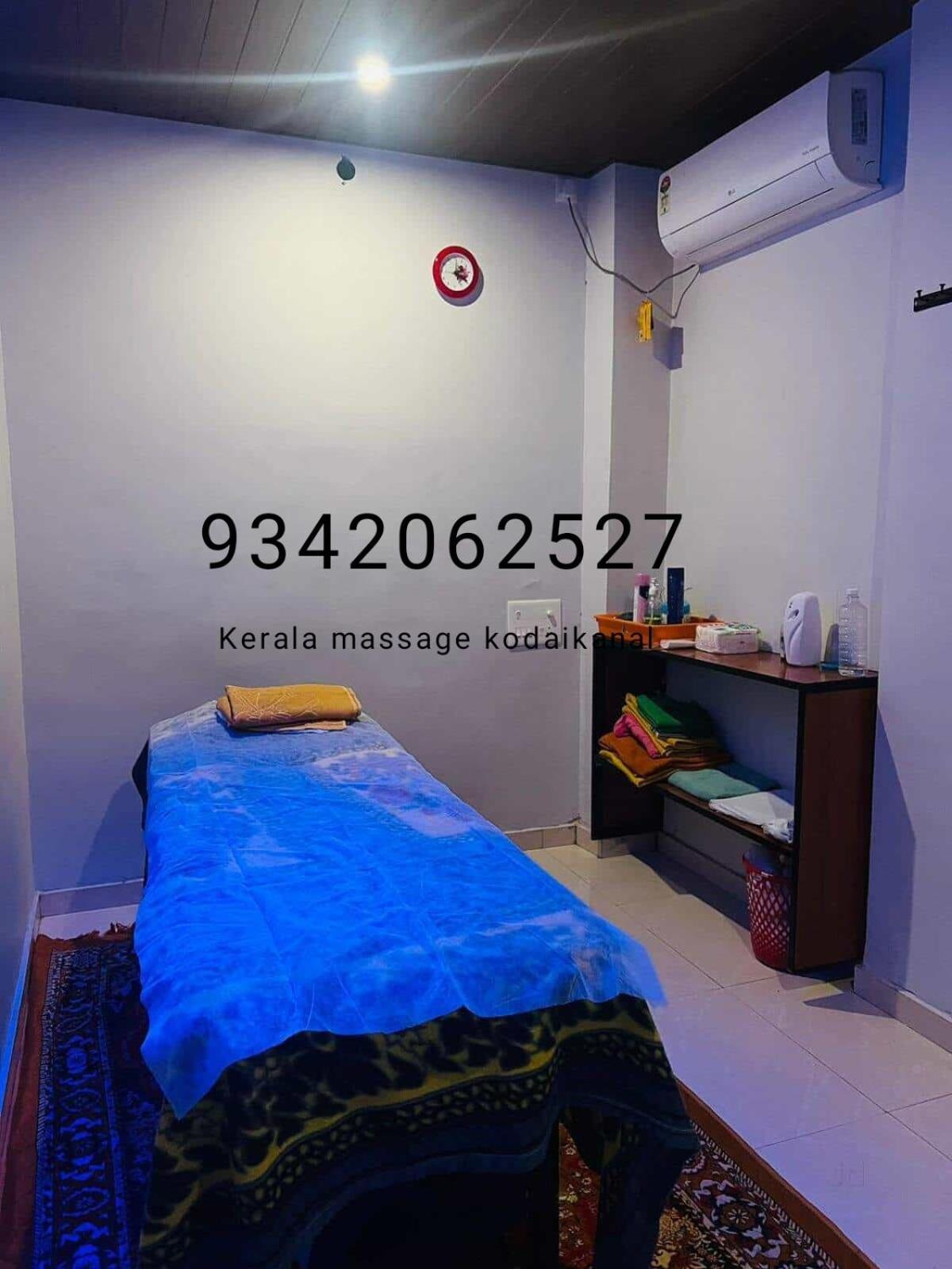Kerala Massage Hotel *