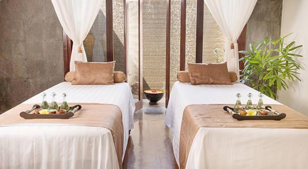 Kerala Massage Hotel