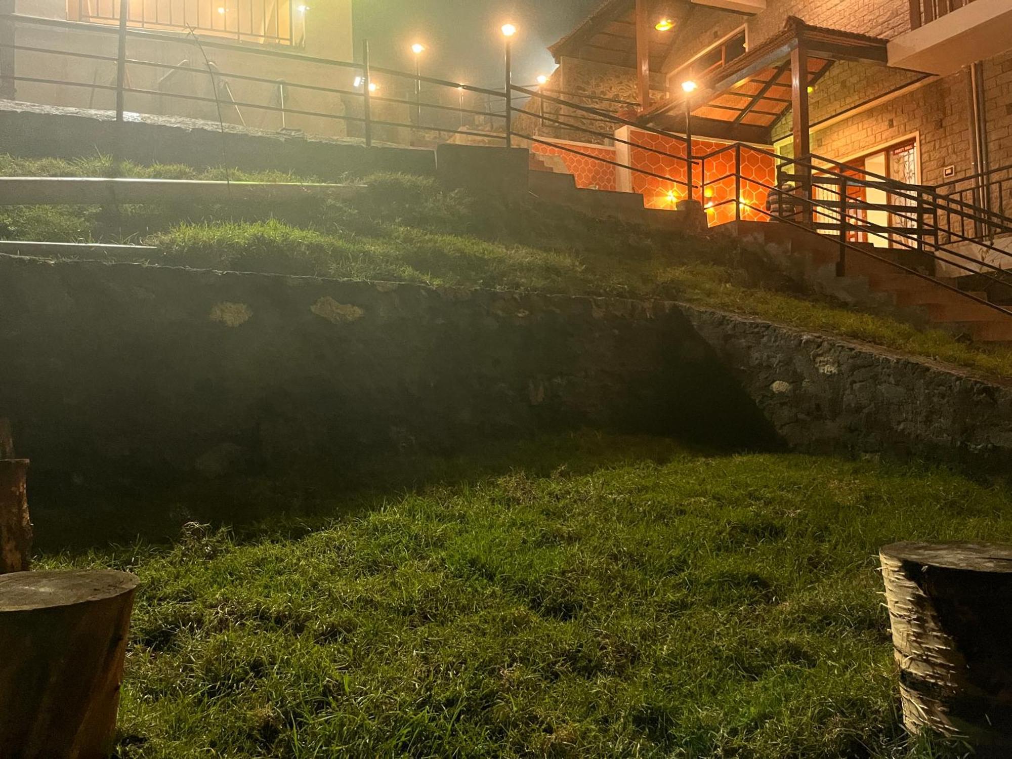 Kurinji Amaze Farmstay,resort,trek&tent Campsite *