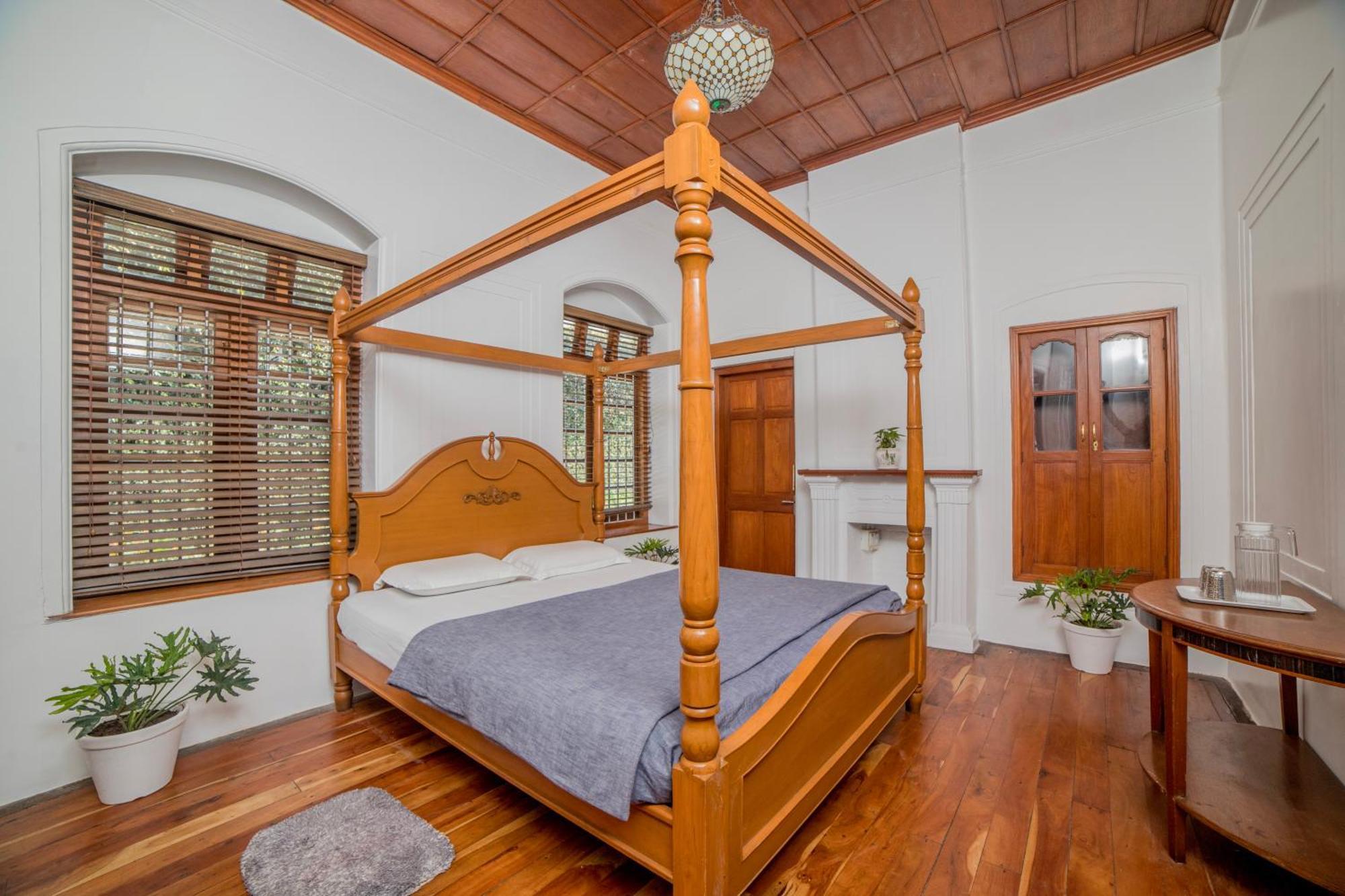 Villa Savithri Gemini Ganesh Bungalow By Xploreindo
