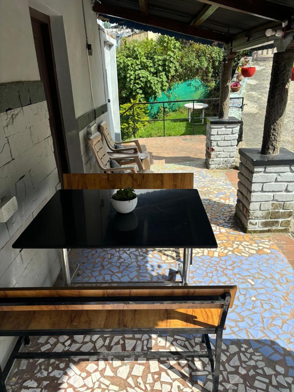 Rave Raja Coworking Hostel Kodaikanal